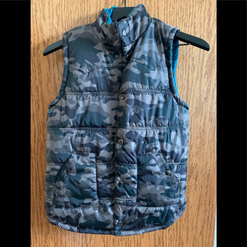 Camouflage Vest- BIG BOYS size 10-12